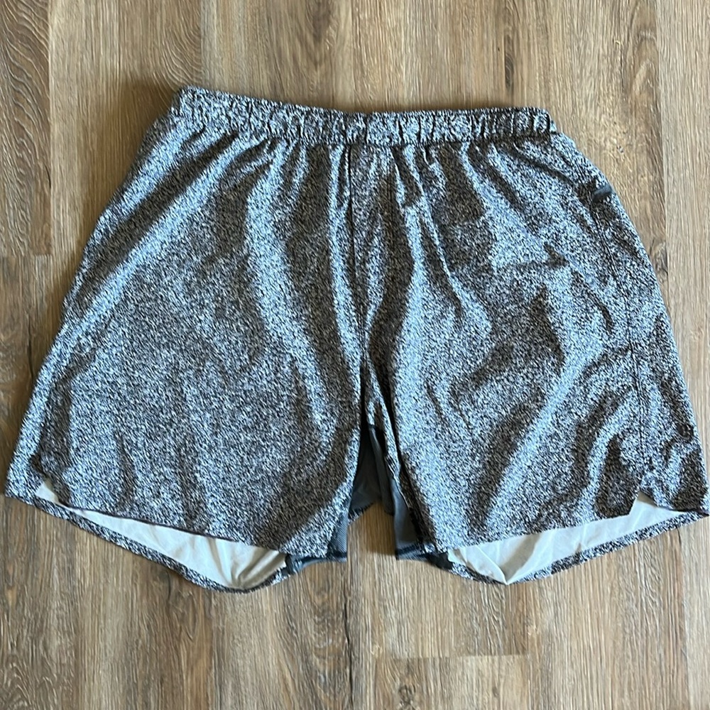 Men's Grey Athletic Shorts Size XL